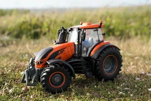 Britains farm toys valtra tractor model for kids scale farm