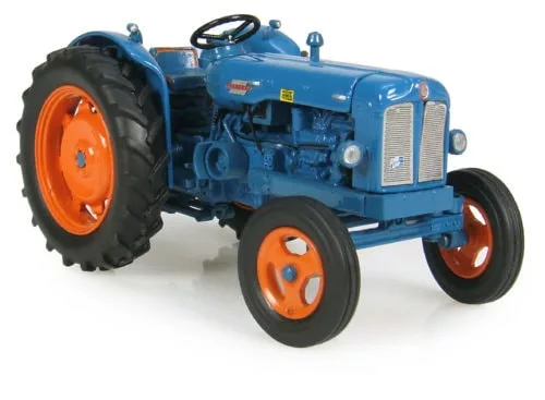 UNiversal hobbies Fordson power major tractor model