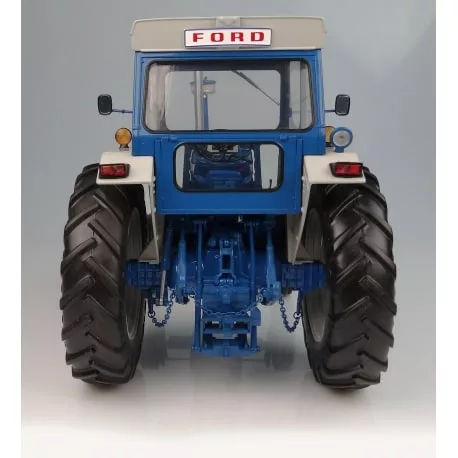 Ford 7600 1975 launch edition tractor model