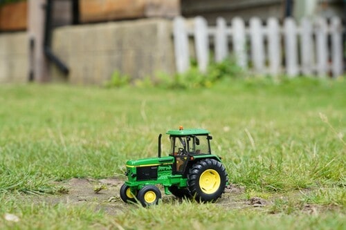 Britains john Deere toy tractor model 3350