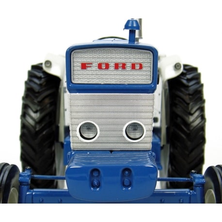 scale model Ford 5000 universal hobbies tractor
