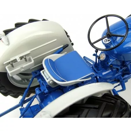 Super dexta tractor model