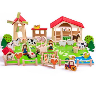 Bigjigs Toys Wooden Play Farm